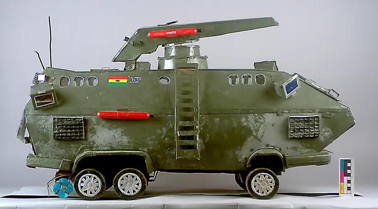 Militärfahrzeug