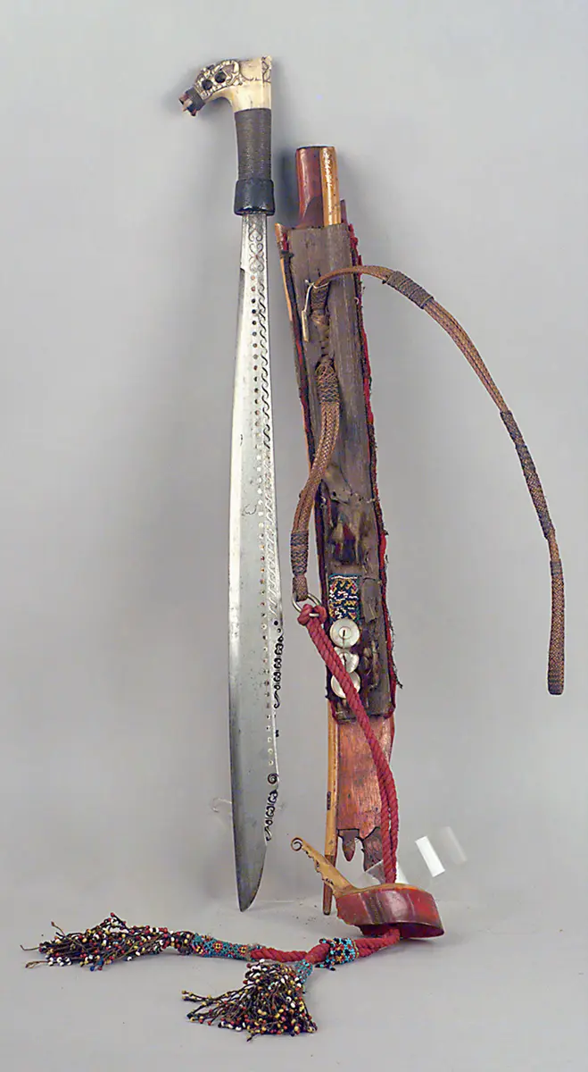 Schwert mit Scheide und Beimesser