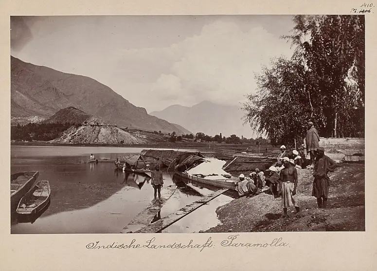 Indische Landschaft: Fluß und Boote; Paramolla
