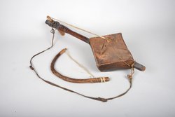 Instrument: Laute mit Bogen