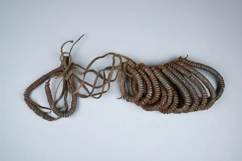 Beinschmuck