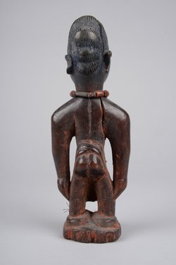 Männliche Ibeji Zwillingsfigur