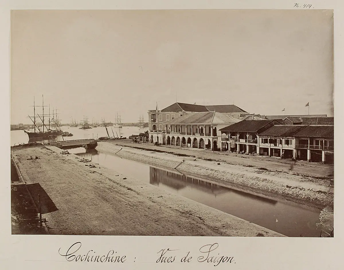 Ansicht von Saigon, Blick auf die Hafenanlagen