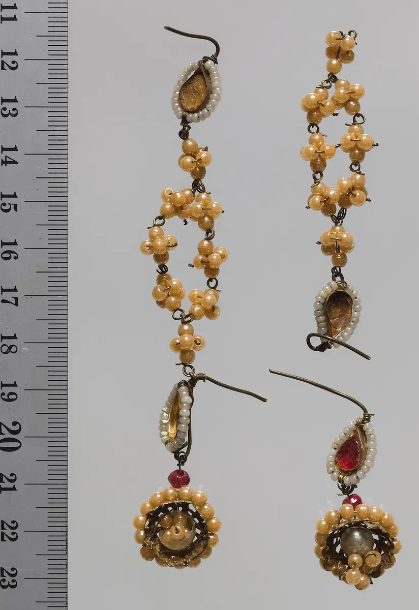 Ohrschmuck