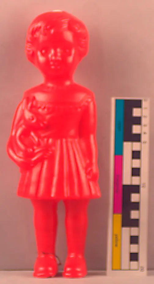 Plastikpuppe