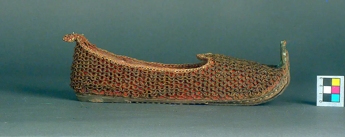 Schuhe, (Rüstung)