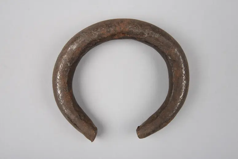 Necklet