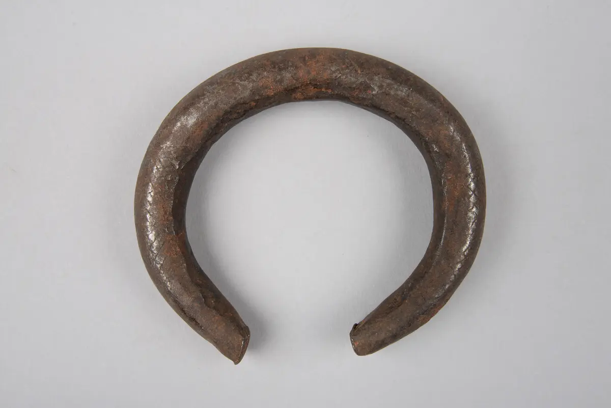 Necklet