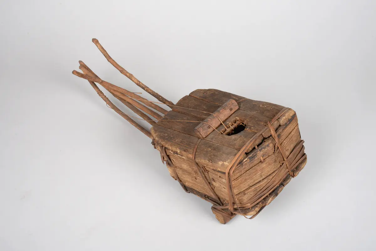 Instrument: Bogenharfe