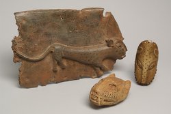 Ivory Pendant Mask with Leopard Head