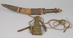 Dagger with pendants