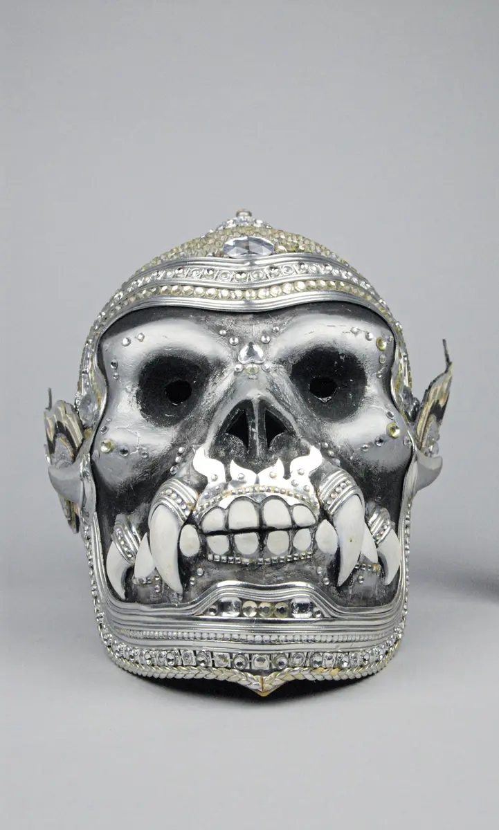 Maske Intoraschid
