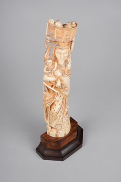 Figur einer Händlerin