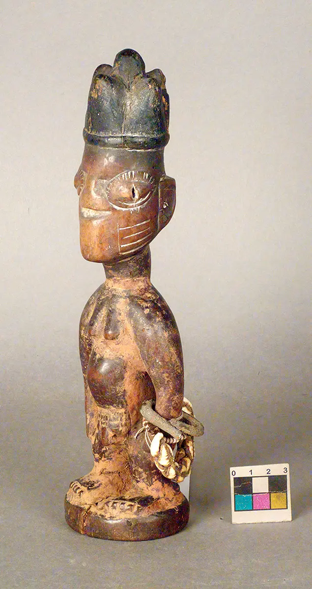 Männliche Ibeji Zwillingsfigur