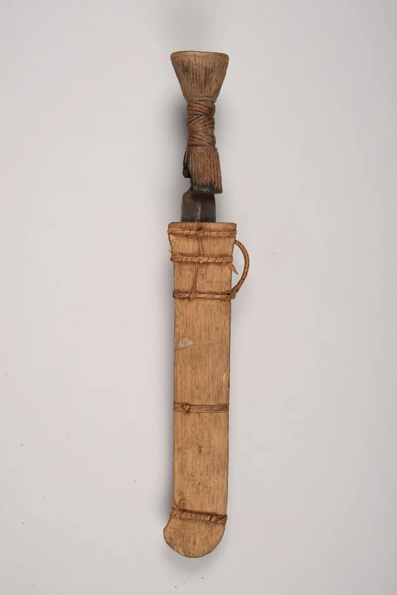 Messer mit Scheide