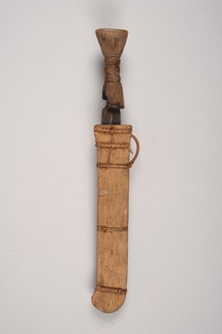 Messer mit Scheide