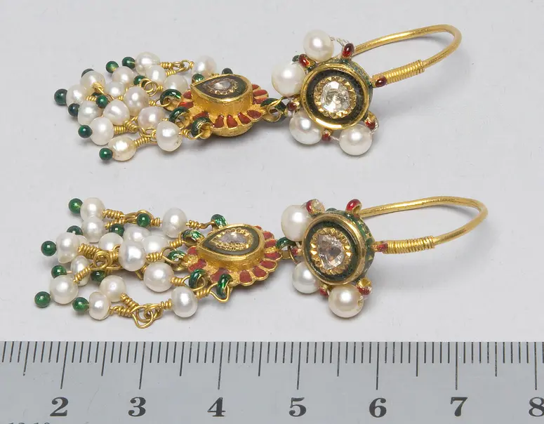 Ohrschmuck