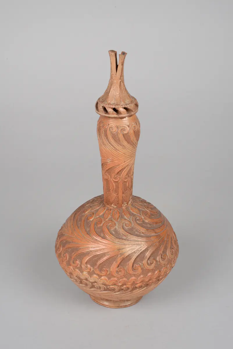 Flasche gelblichbraun mit Stöpsel