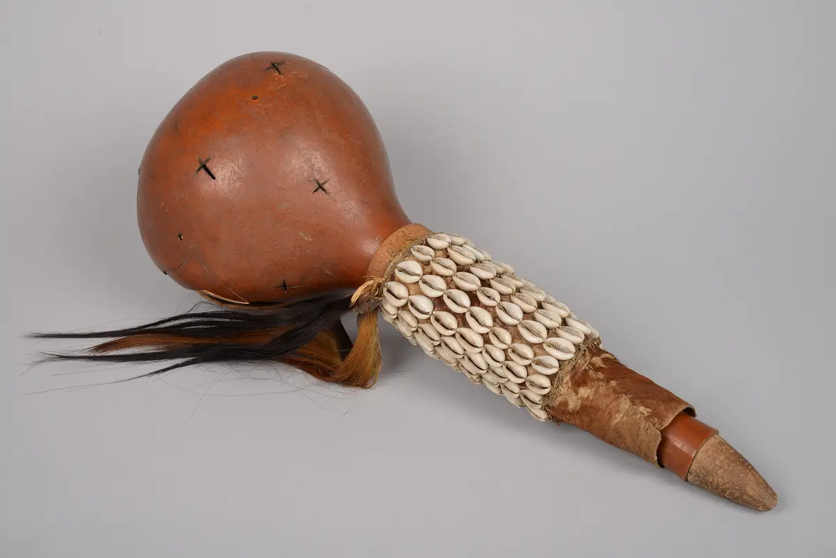 Rassel (Instrument)
