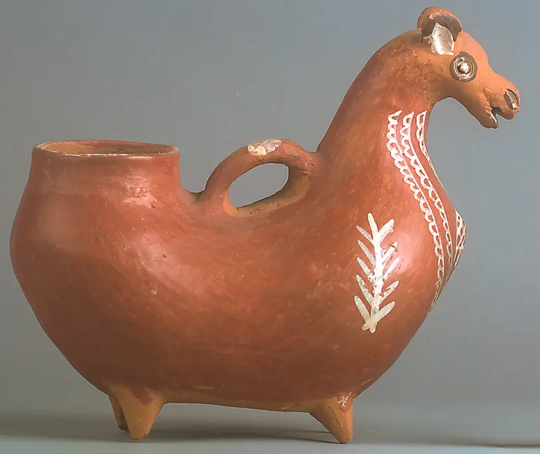 Llama or alpaca vessel