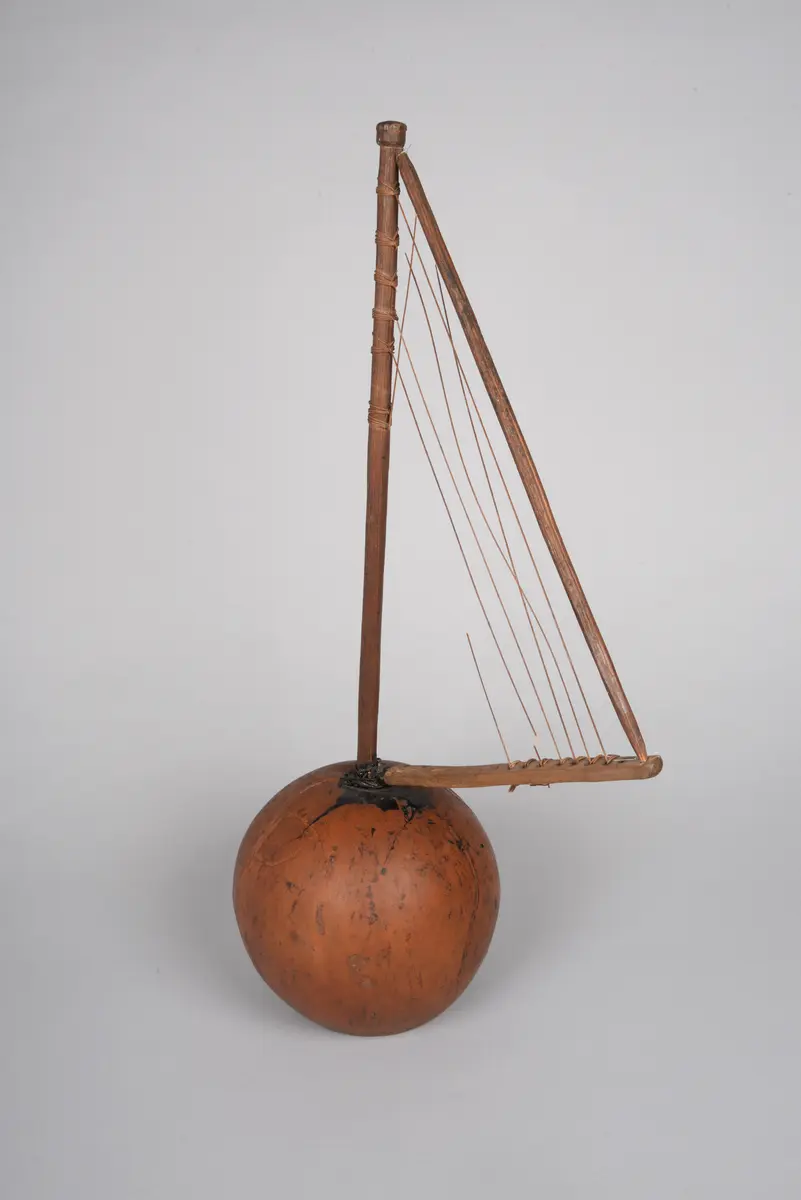Instrument: Lute
