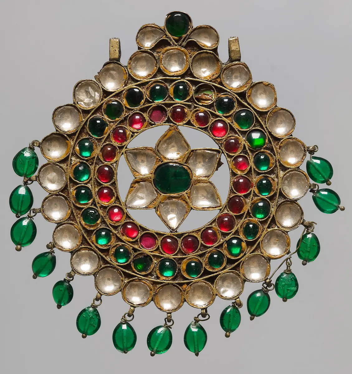 Brustschmuck
