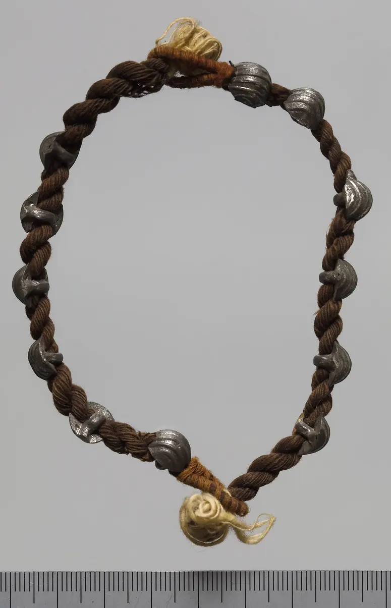 Armschmuck