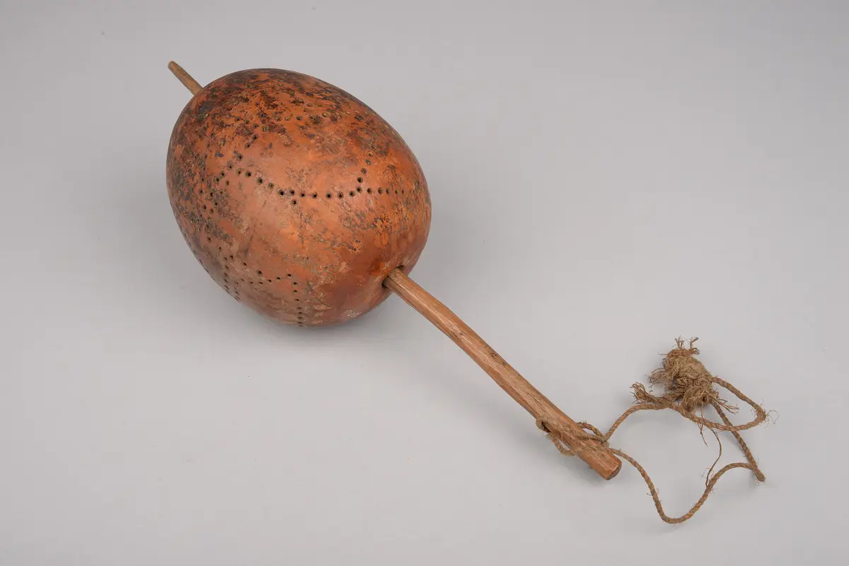 Rassel (Instrument)