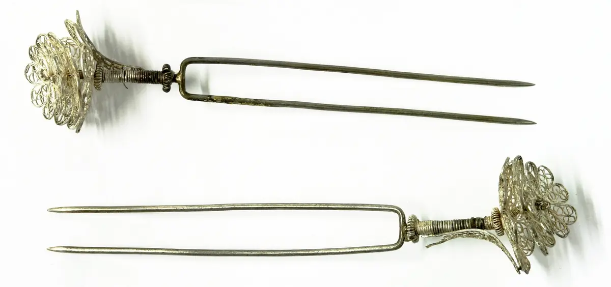 Hairpin
