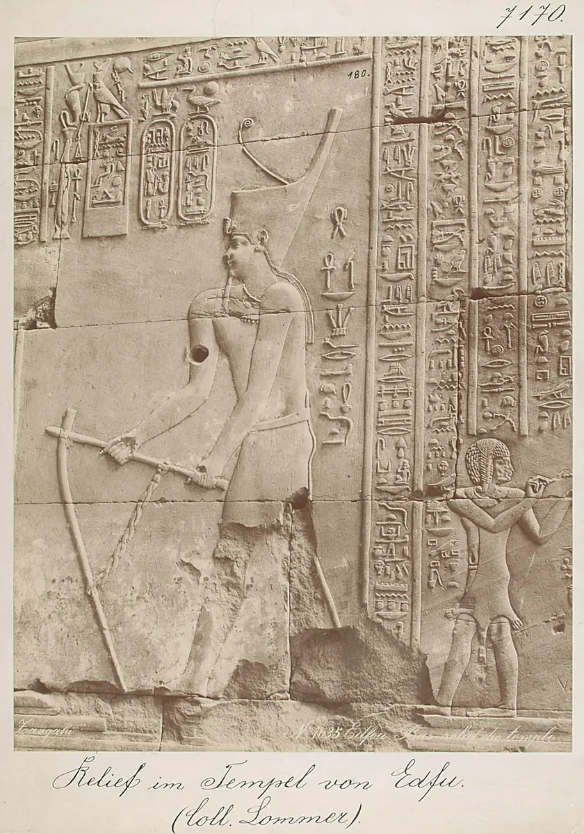 Relief im Tempel von Edfu