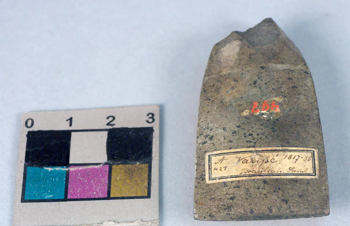 Stone chisel
