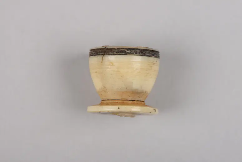Anhänger (Amulett ?)
