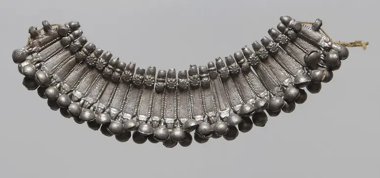 Beinschmuck