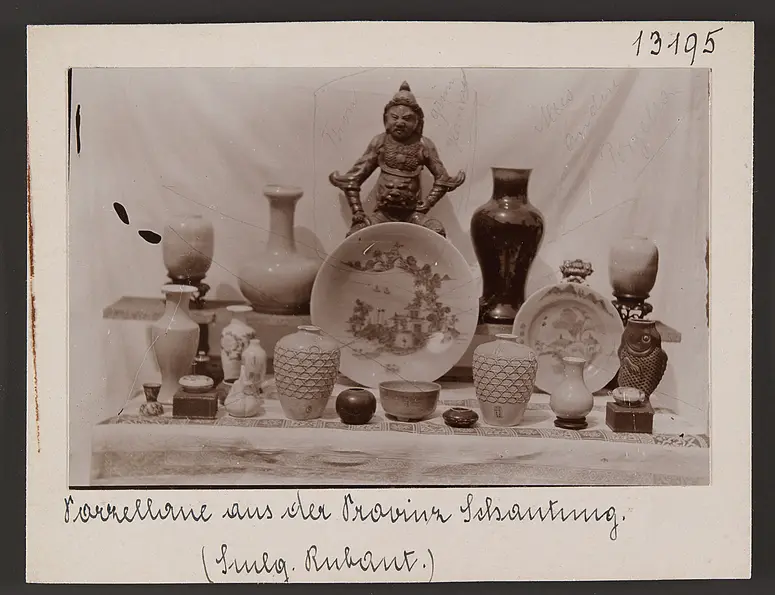 Porzellane aus der Provinz Schantung