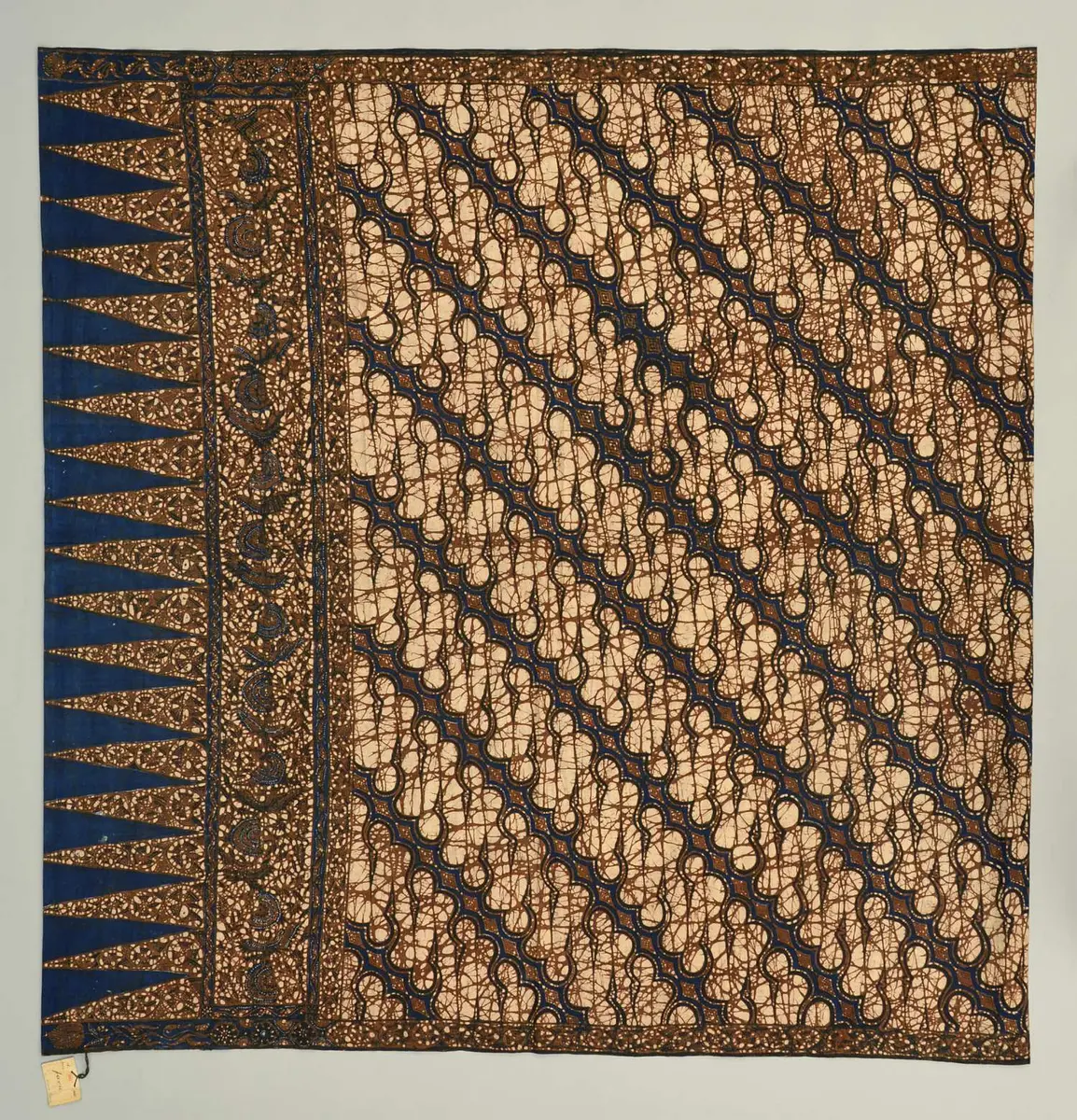Sarong, Batik