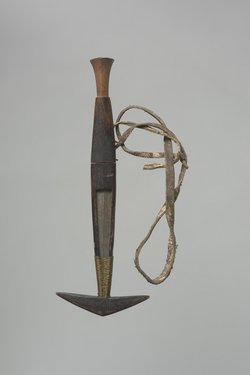 Messer mit Scheide