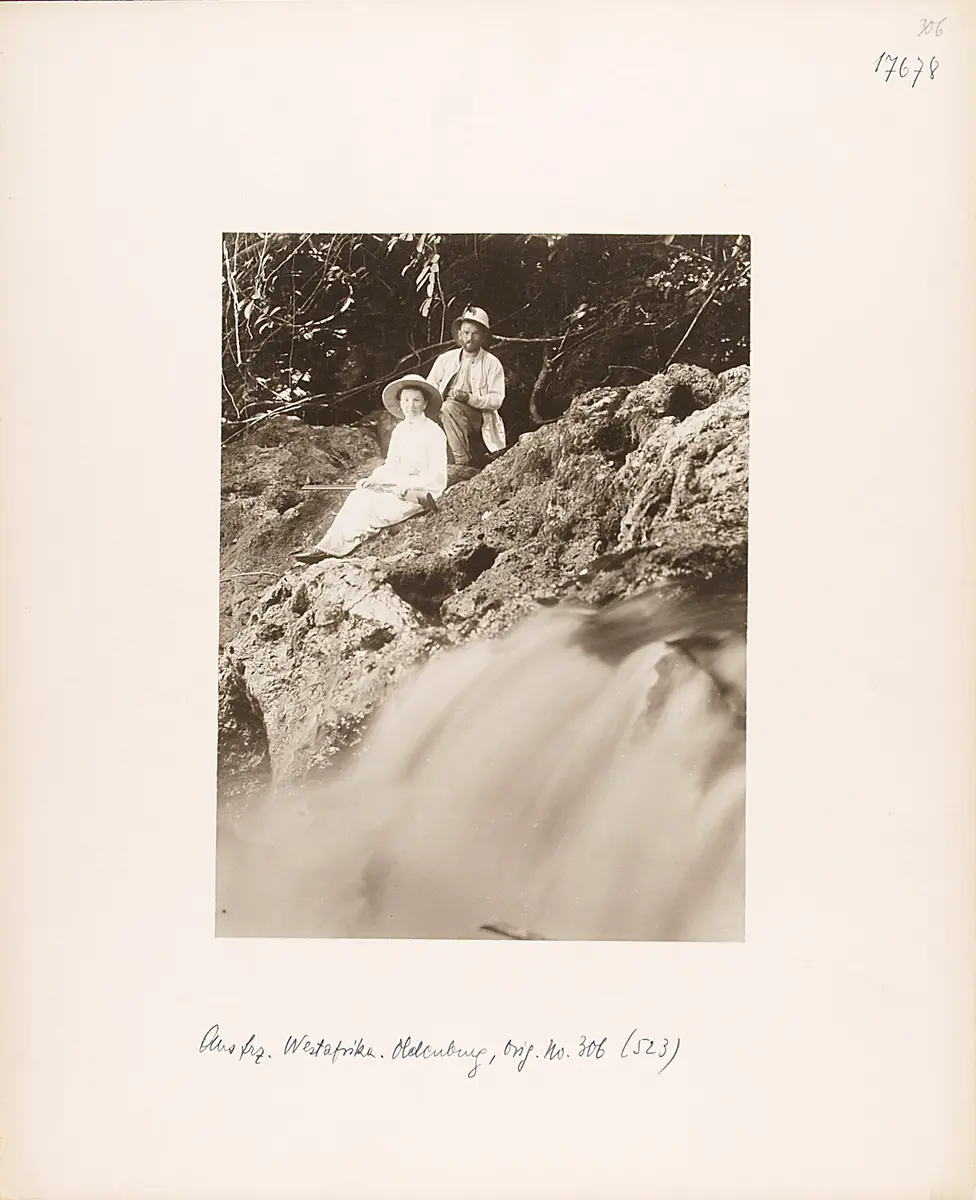 Helene Oldenburg mit Begleitung