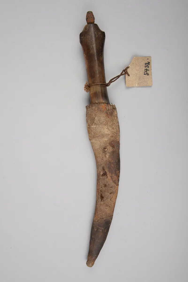 Messer mit Scheide