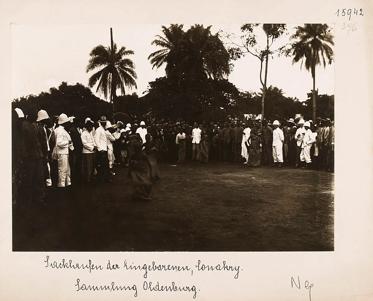 Sacklaufen der Eingeborenen, Conakry