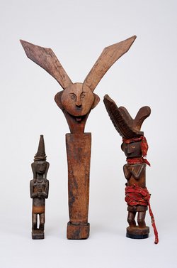 Male ancestor figure