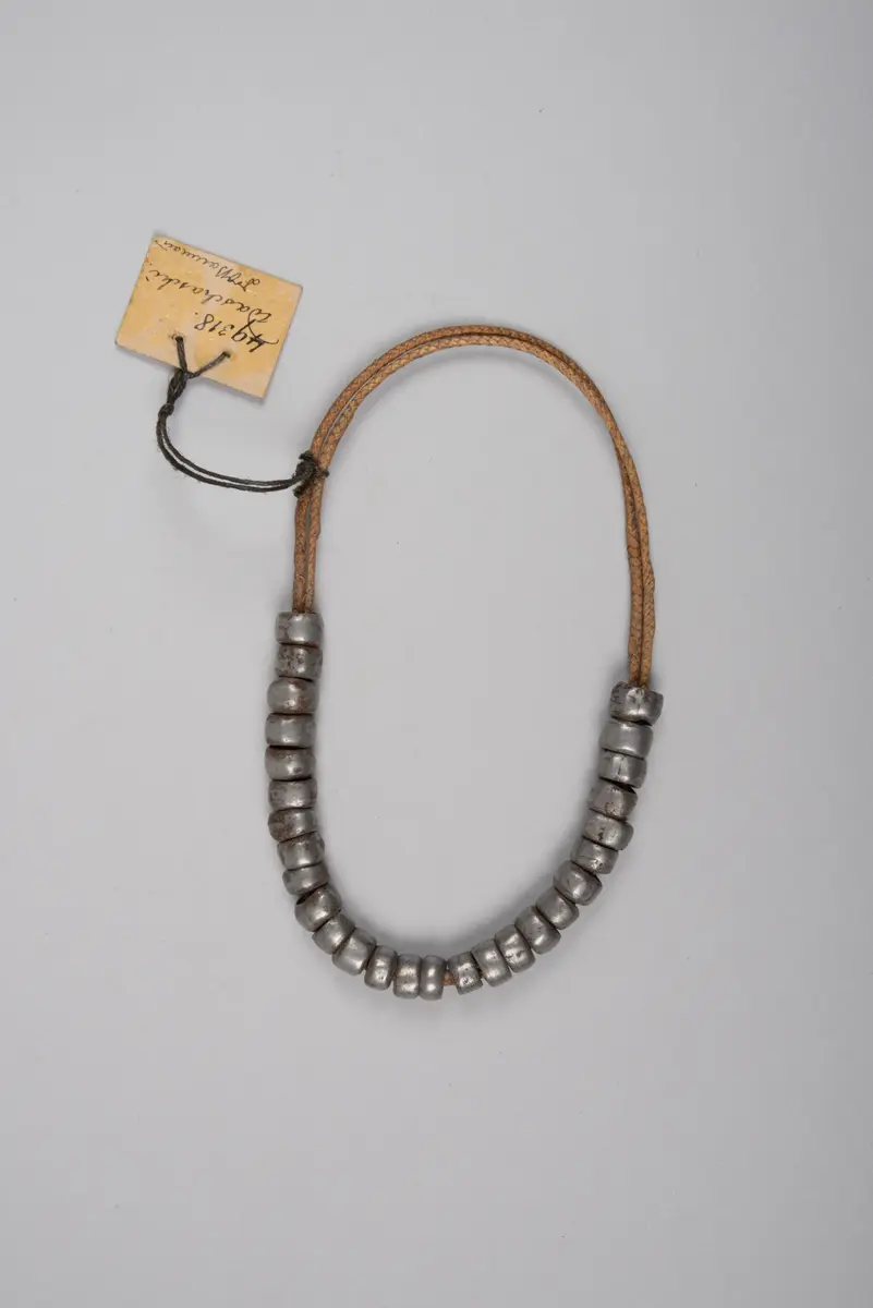 Beinschmuck