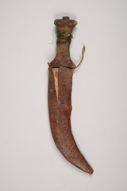 Dolchmesser mit Scheide