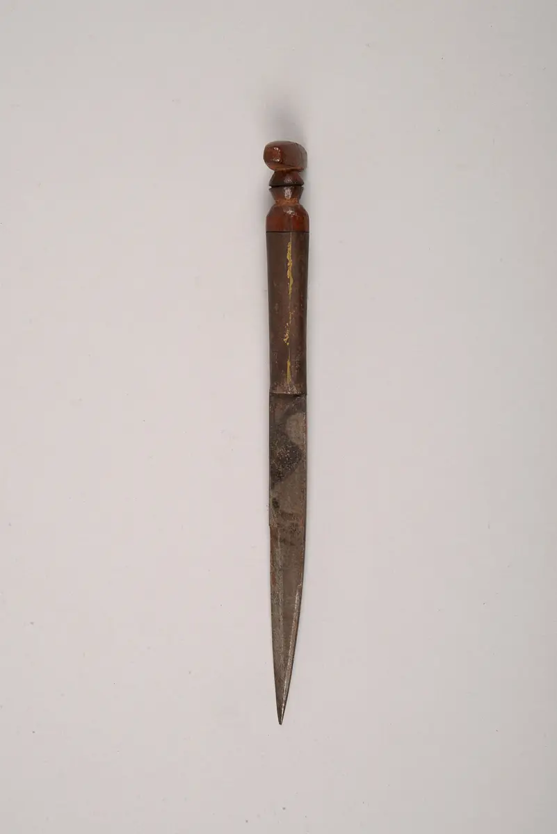 Messer mit Scheide