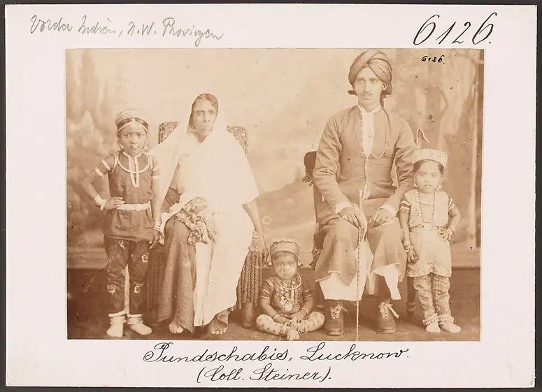 Panjabis; Lucknow