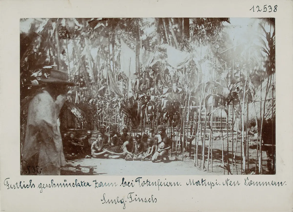 Death ritual, Matupi, German New Guinea