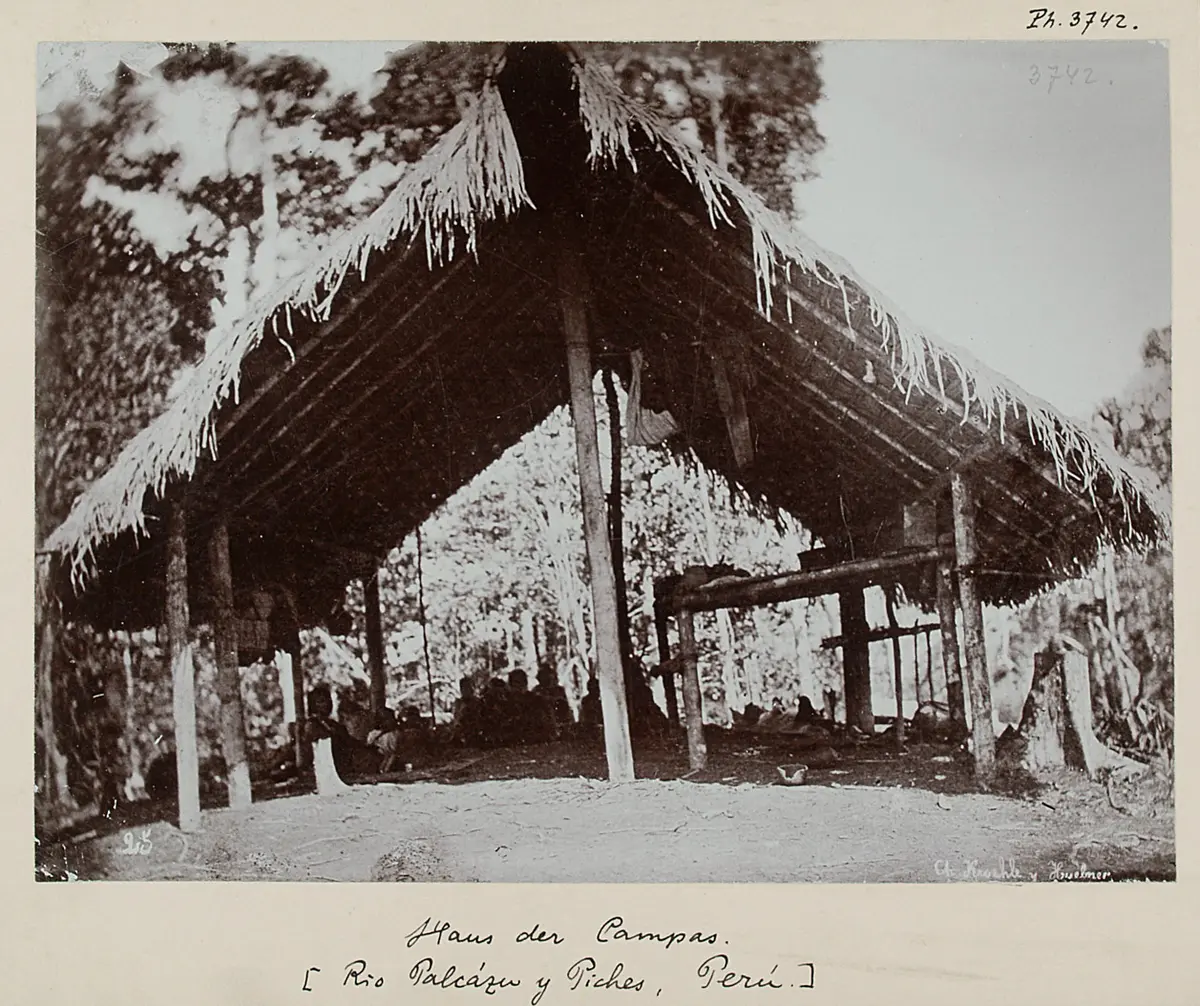 Haus der Campas. (Rio Palcázu y Piches)