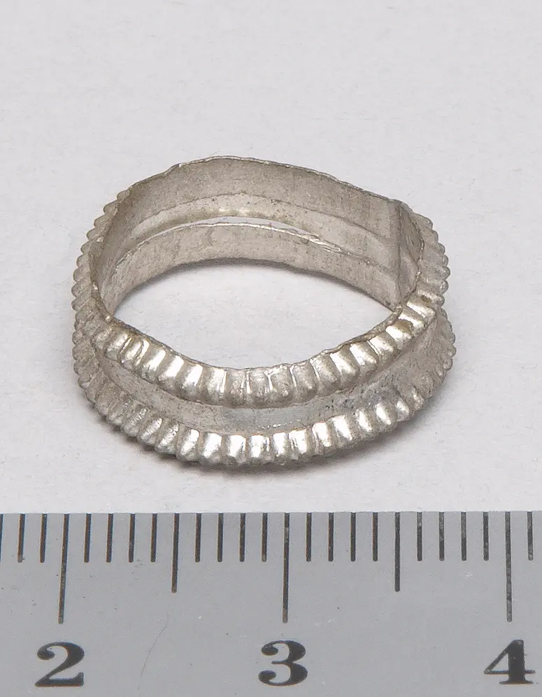 Fingerring