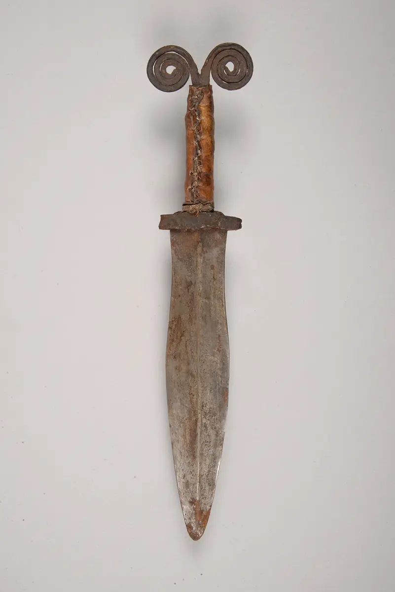 Messer mit Scheide