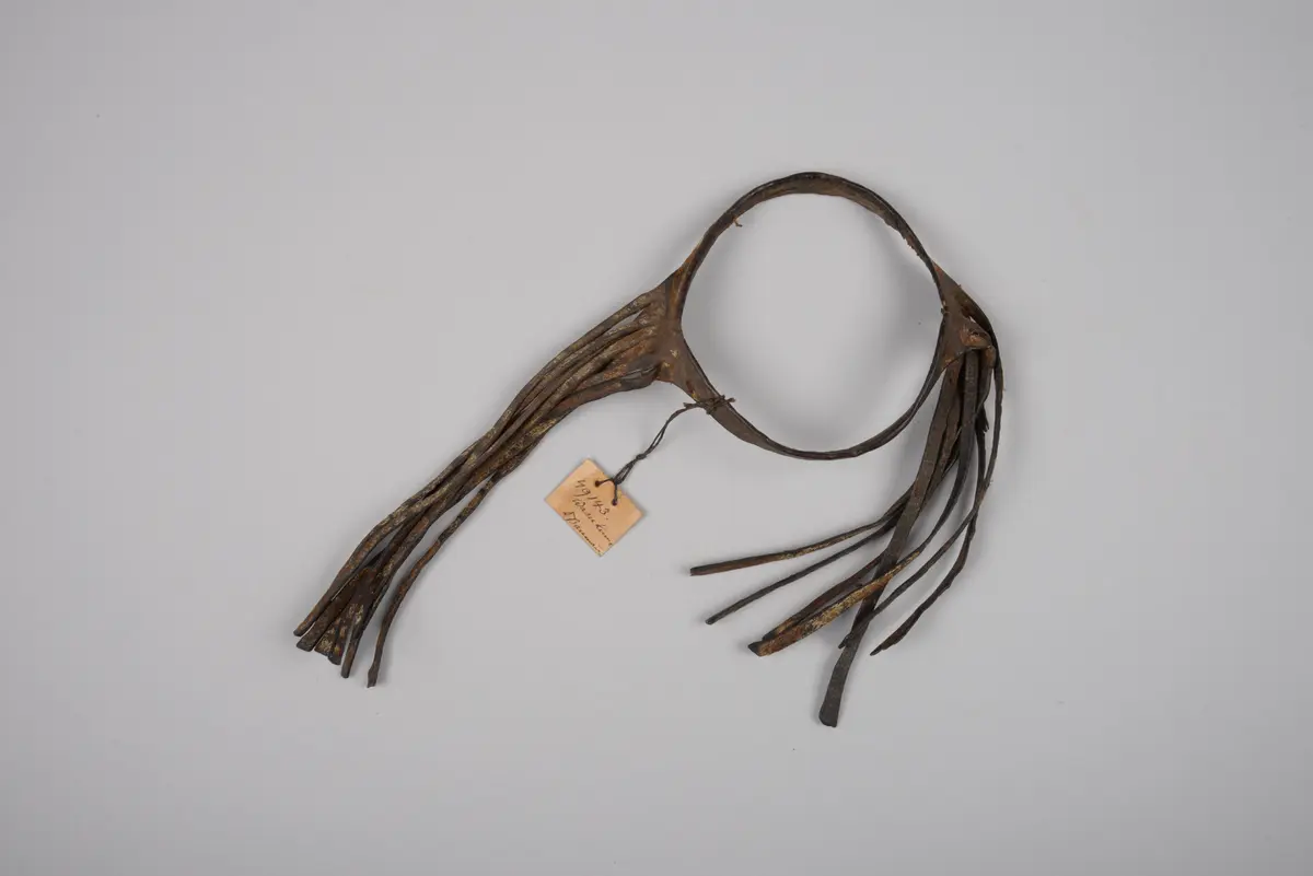 Beinschmuck für Jäger