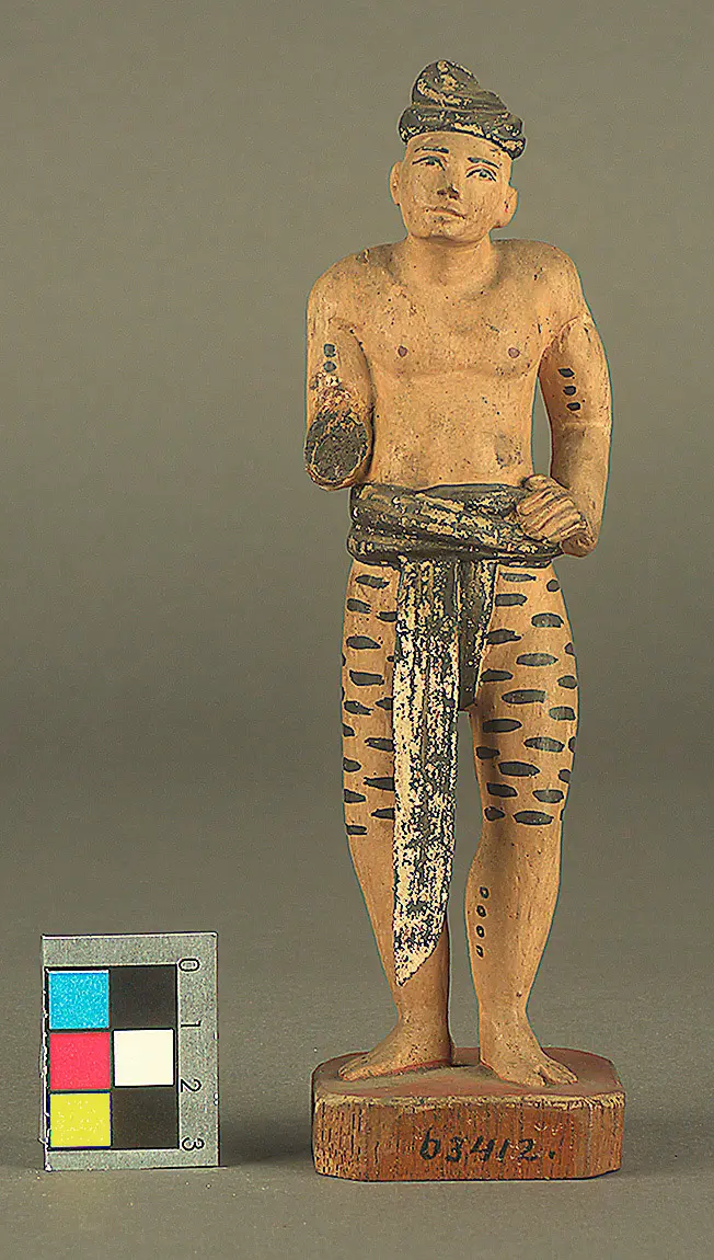 Holzfigur: Soldat